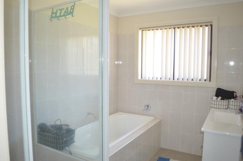 1/6 Yoogali Street WAGGA WAGGA 4