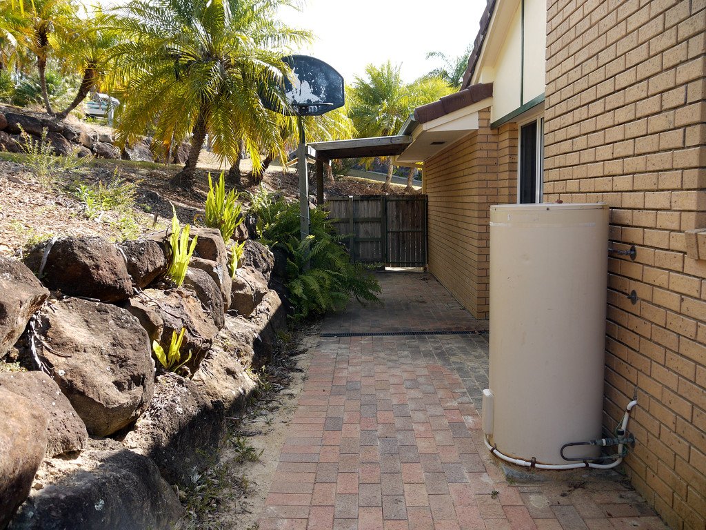 16 Zinnea Street ELANORA 13