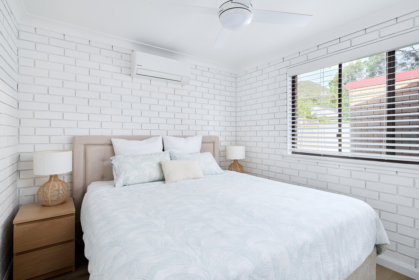 1/60-62 Tomaree Road SHOAL BAY 10