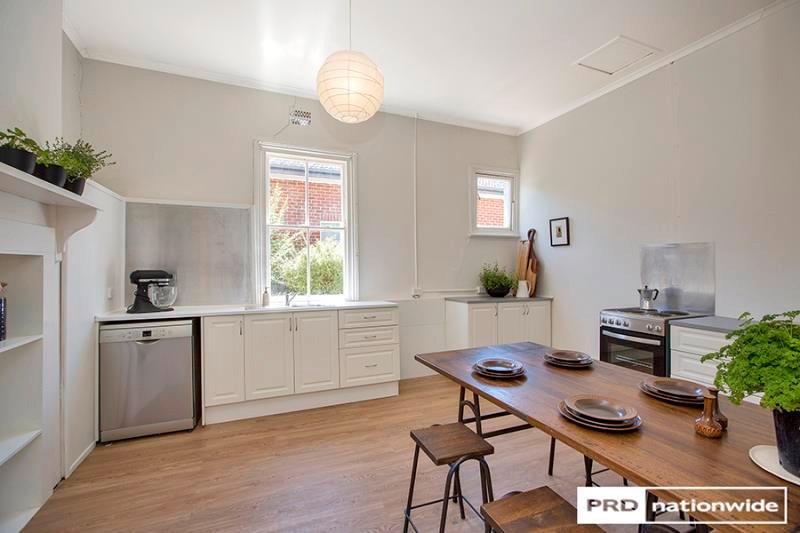 160 Brisbane Street TAMWORTH 3
