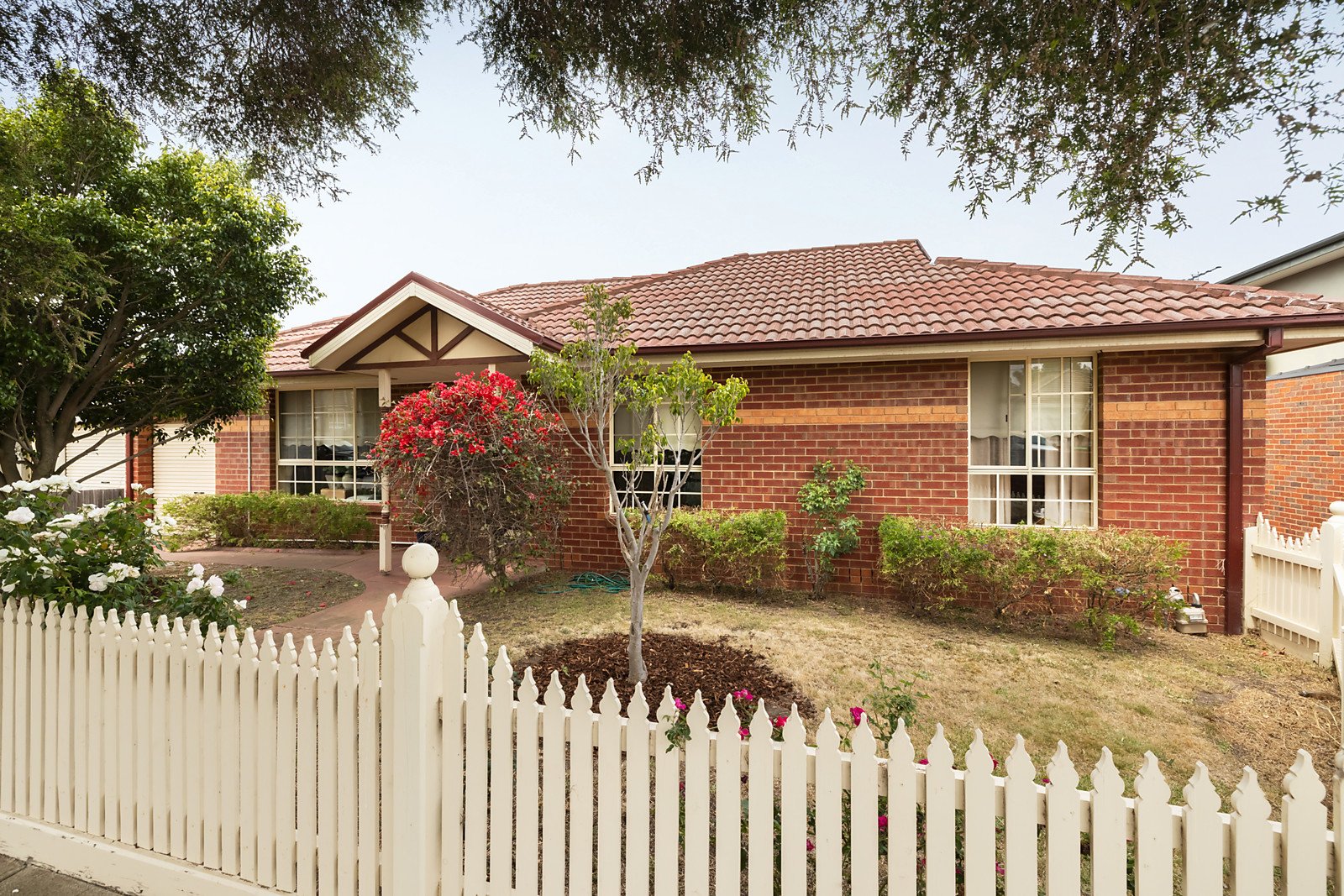 1/60 Deakin Street, Essendon VIC 3040