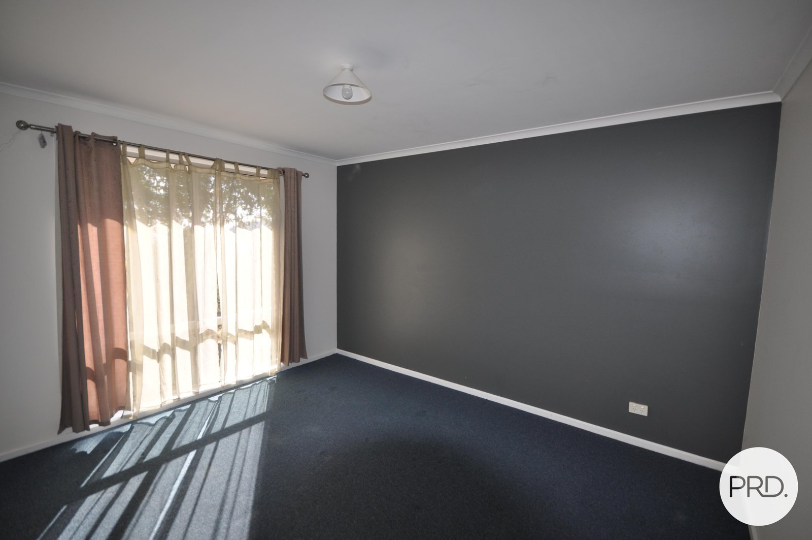 160 Haney Road LACHLAN 8