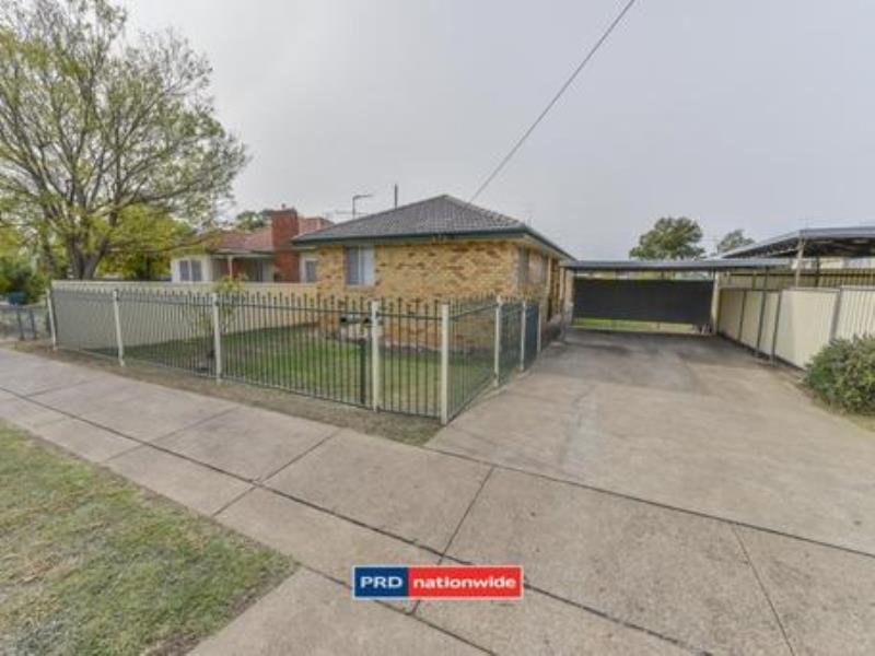 1/60 Kathleen Street TAMWORTH 1