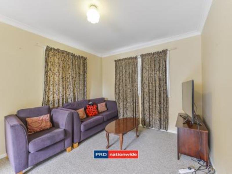 1/60 Kathleen Street TAMWORTH 2