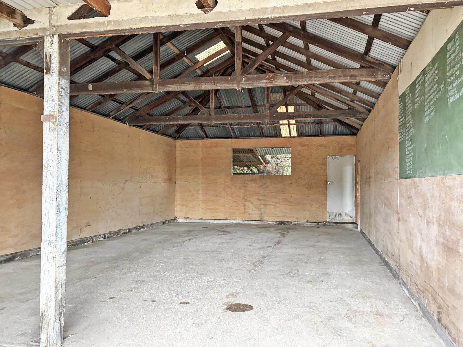 160 Nancy Bird Walton Drive KEW 5