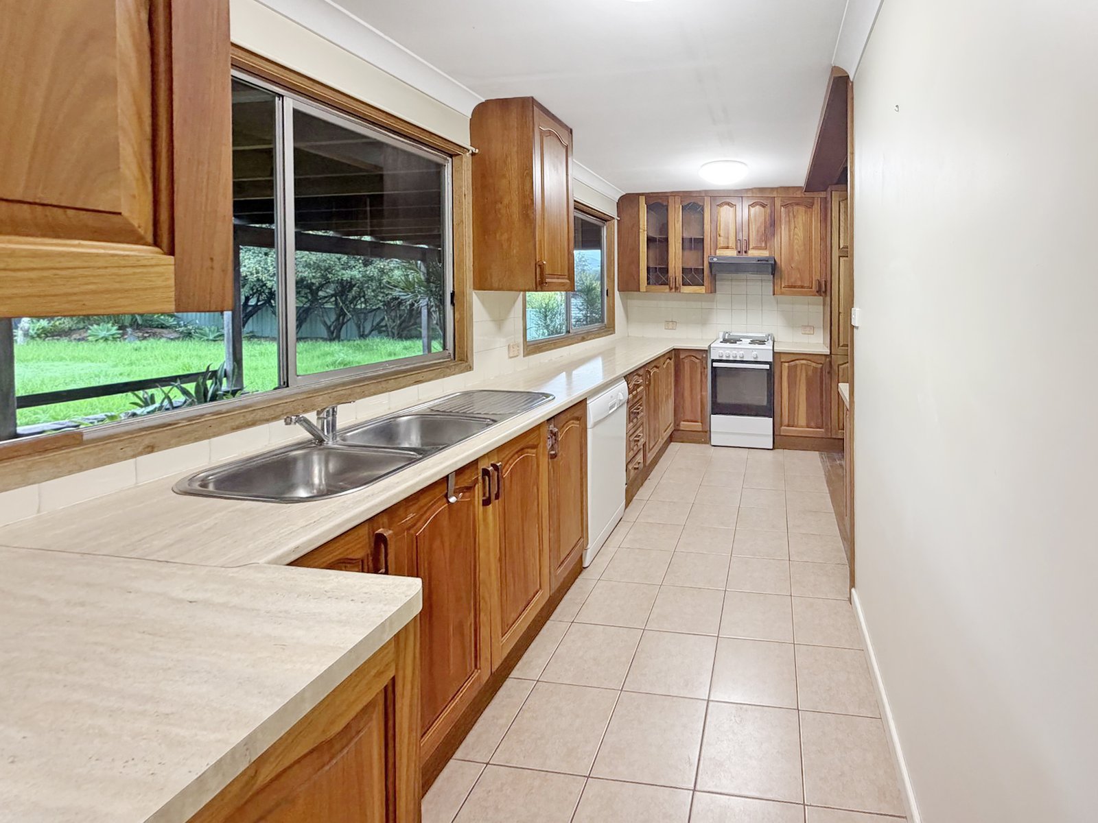 160 Nancy Bird Walton Drive KEW 13