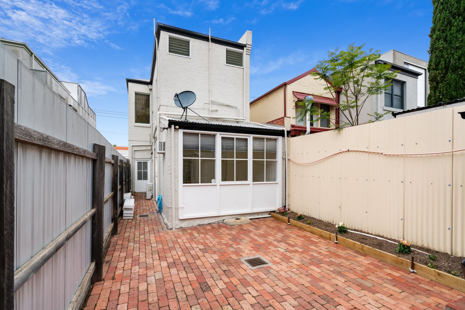 Gallery: 160 Napier Street
