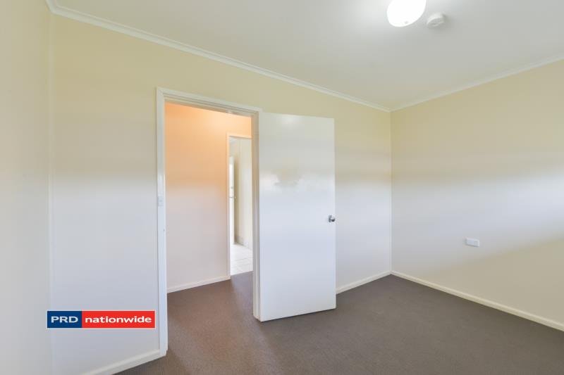 160 Robert Street TAMWORTH 7