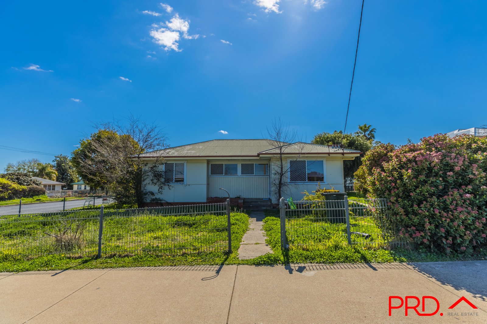 160 Robert Street TAMWORTH 1