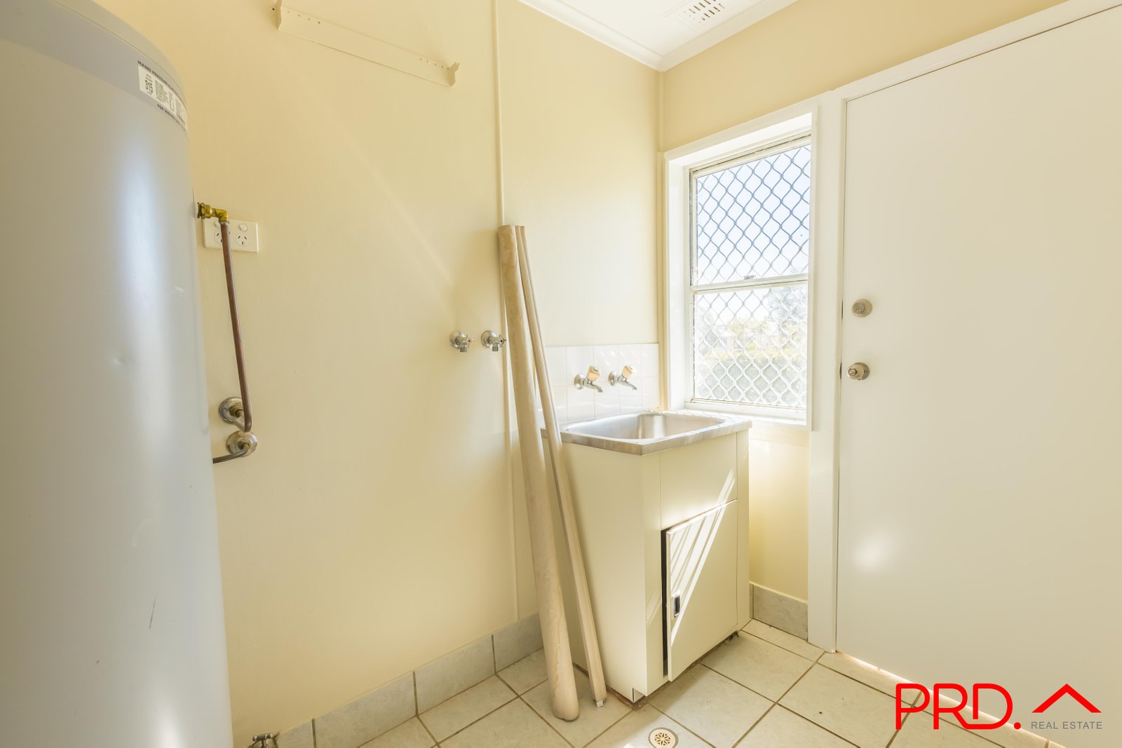 160 Robert Street TAMWORTH 10