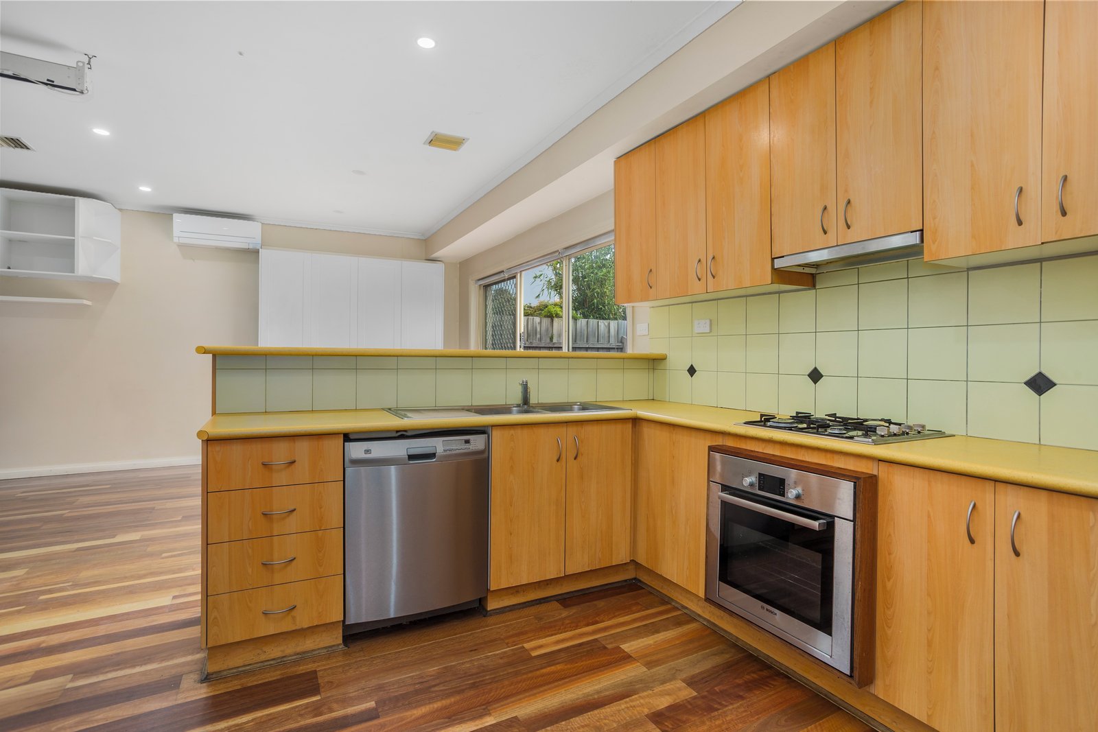 Gallery: 1/60 Roberts Street