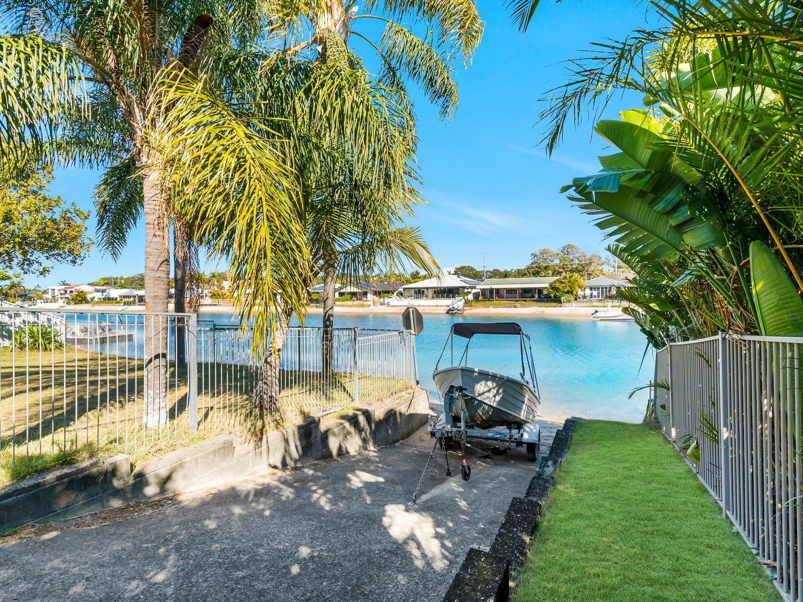 160 Tahiti Avenue PALM BEACH 10