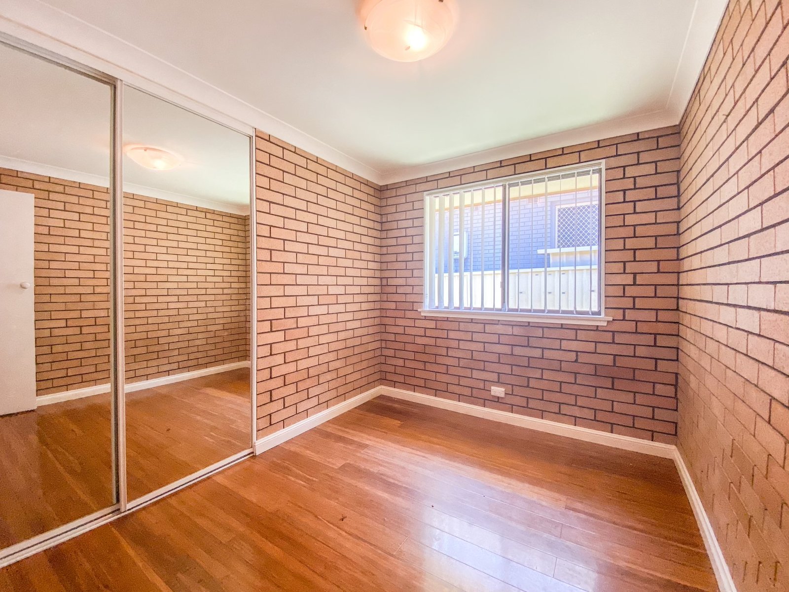 1/60 Tomaree Road SHOAL BAY 9