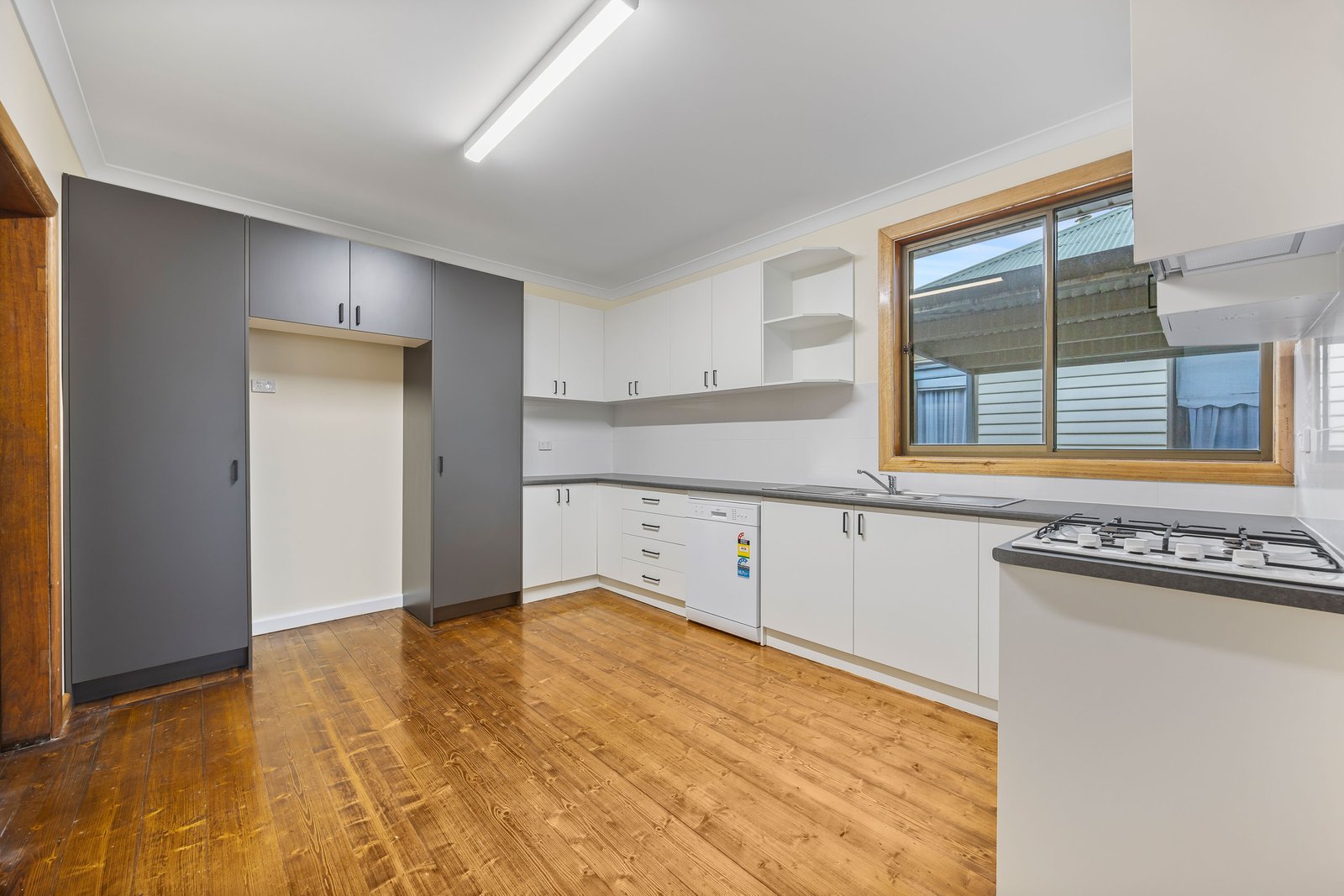 Gallery: 160 Yarrowee Street