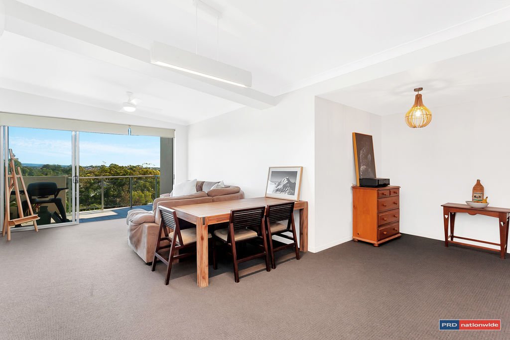 1601/12 Executive Drive BURLEIGH WATERS 5