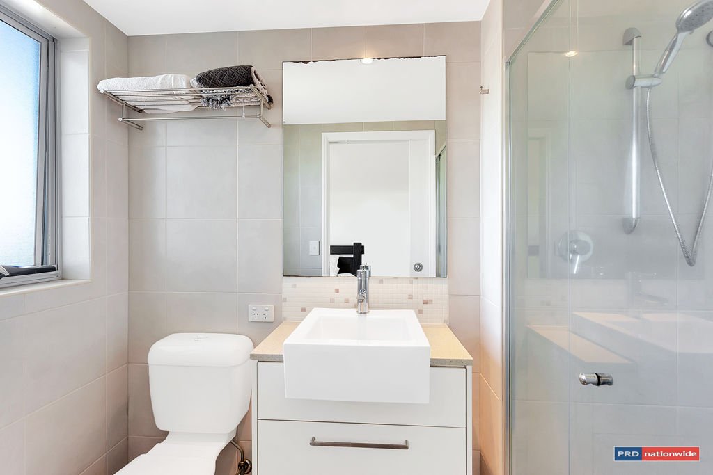 1601/12 Executive Drive BURLEIGH WATERS 8