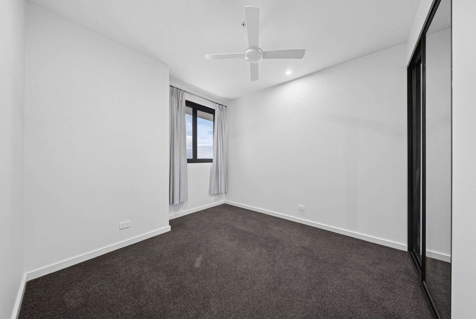 1601/2 Charles Street CHARLESTOWN 17