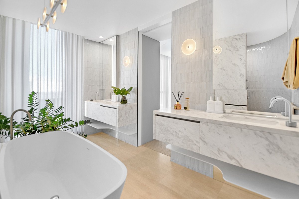 1602/112 The Esplanade Burleigh Heads 7