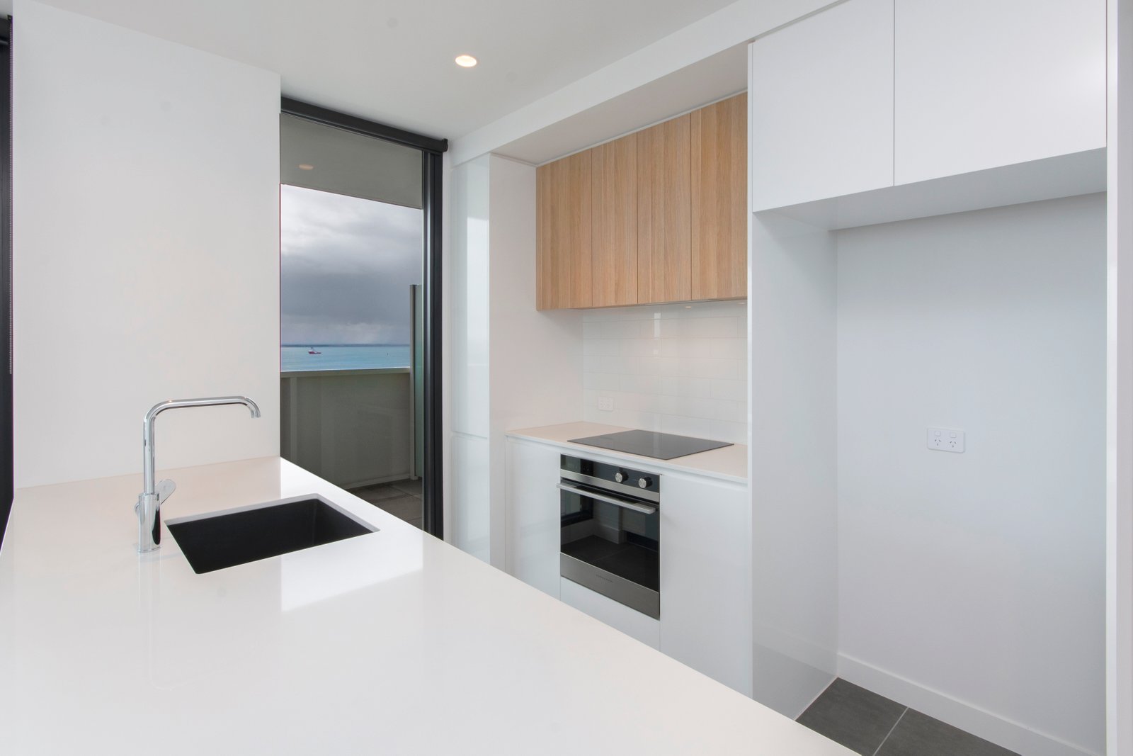 Gallery: 1602/18 Cavendish Street