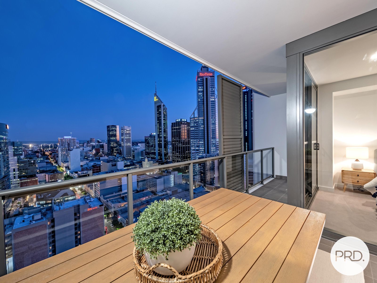 1602/380 Murray Street PERTH 12