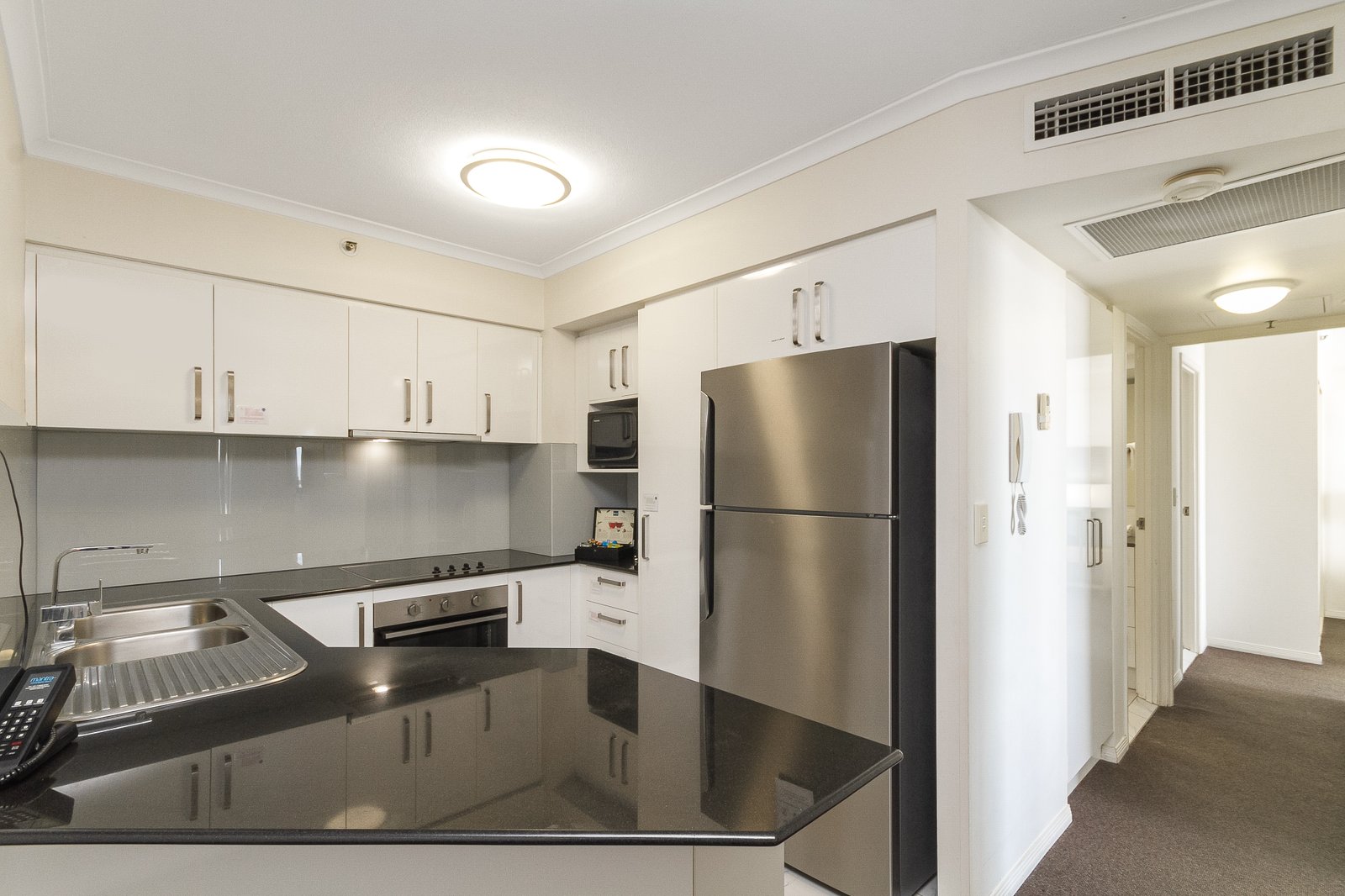 1602/88 Marine Parade COOLANGATTA 4