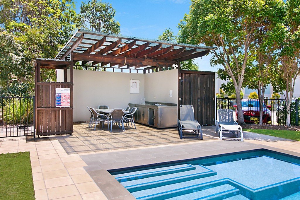 1/603-615 Casuarina Way CASUARINA 9