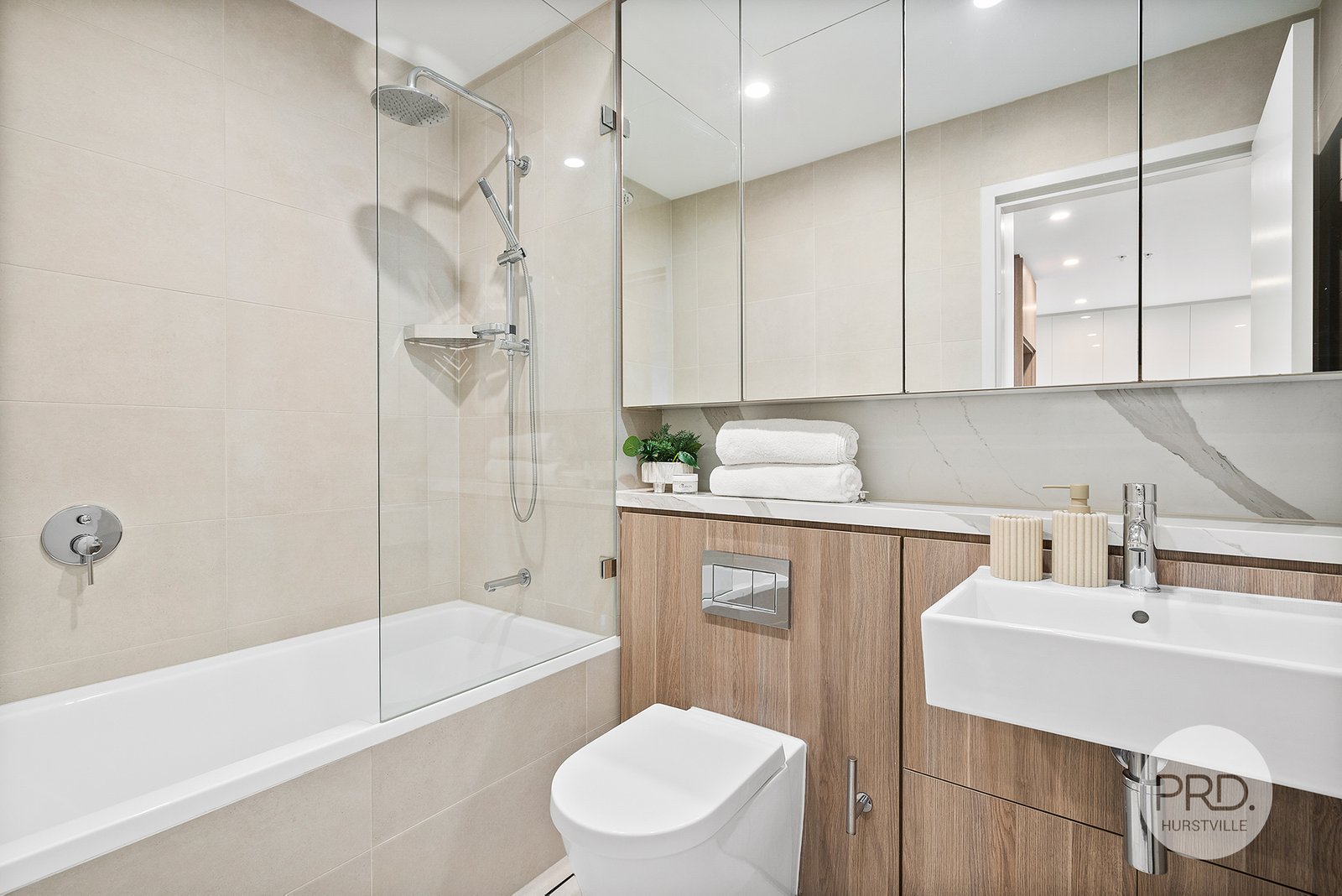 1603/1D Greenbank Street HURSTVILLE 8