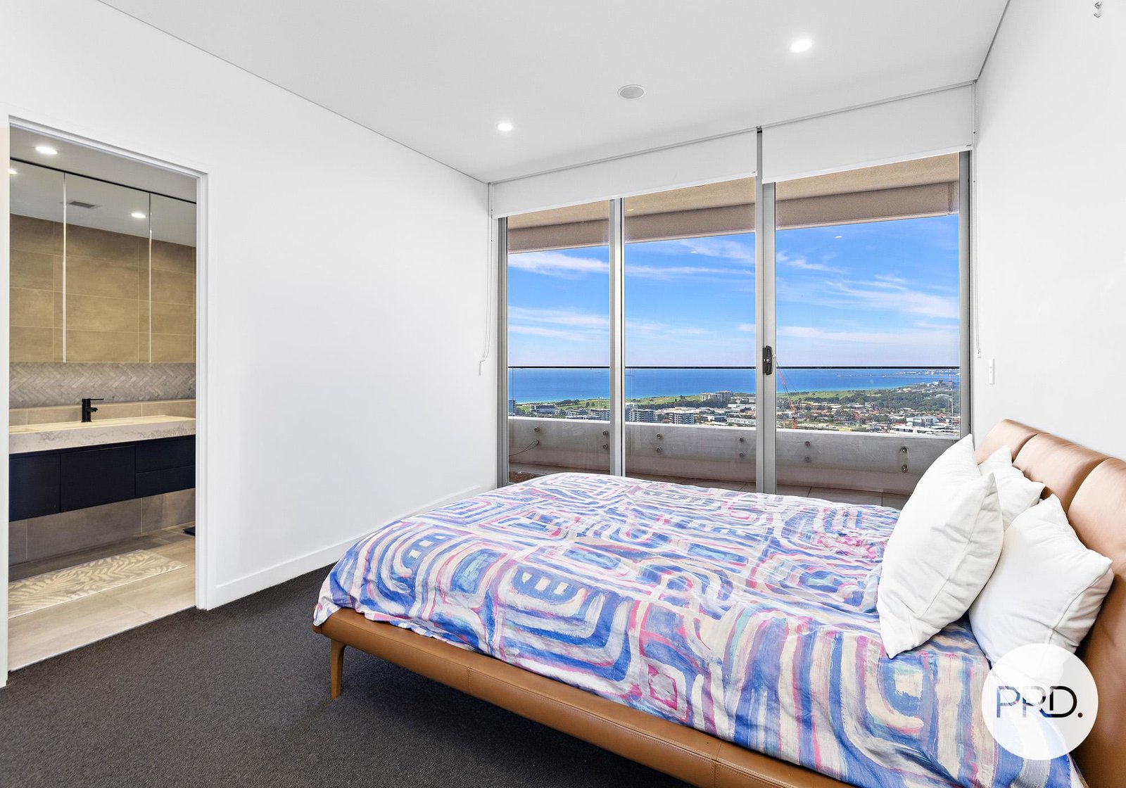 1603/3 Rawson Street WOLLONGONG 7