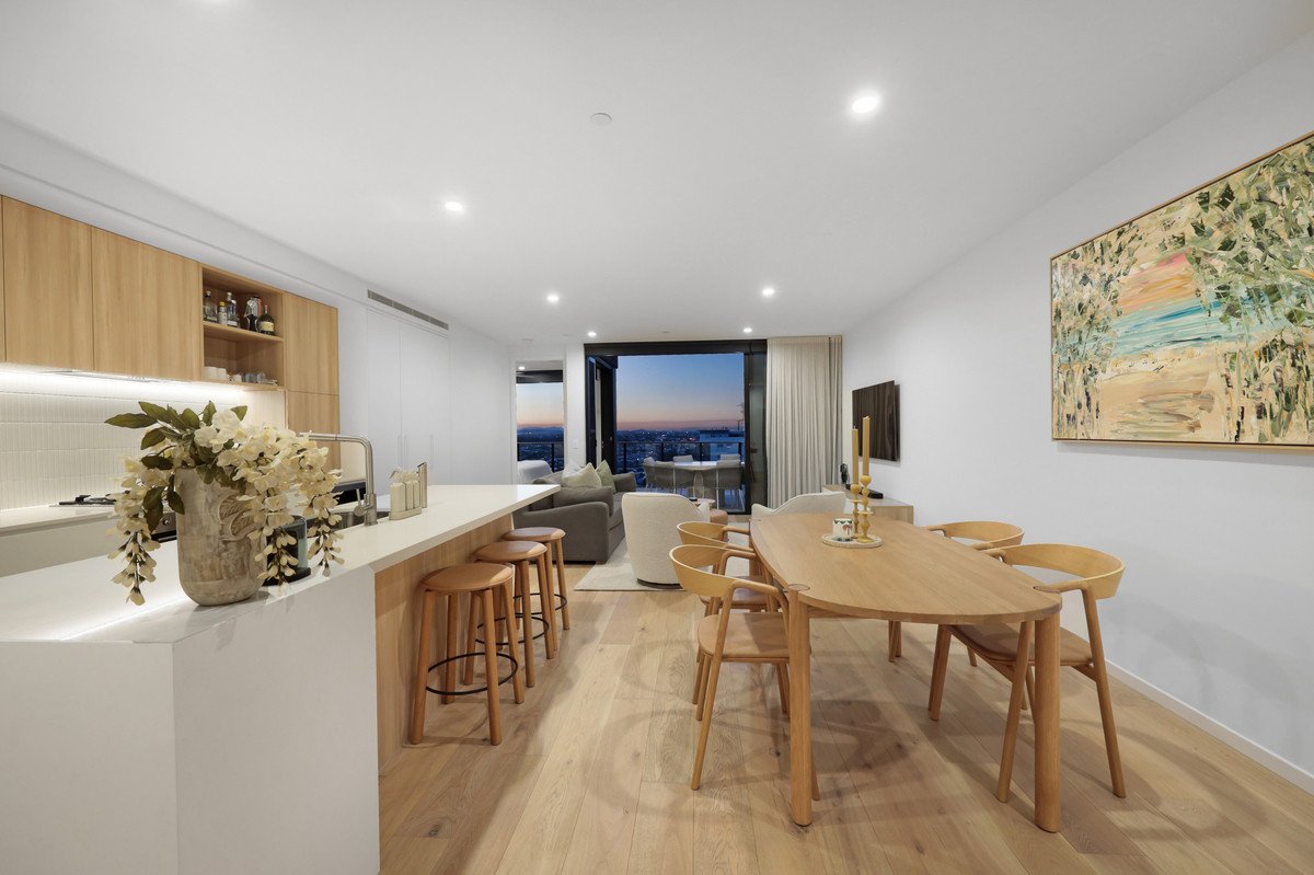 1603/6 Second Avenue Burleigh Heads 7