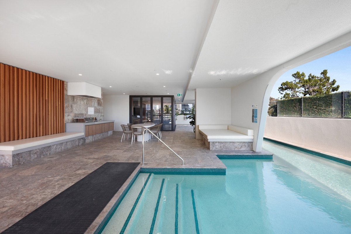 1603/6 Second Avenue Burleigh Heads 31