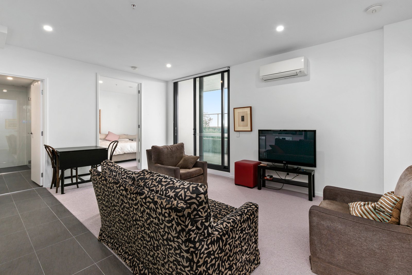 Gallery: 1603D/4 Tannery Walk