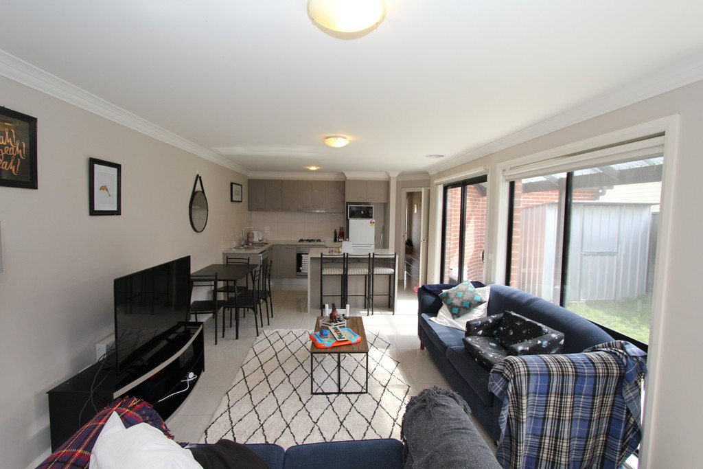 1/604 Havelock Street BLACK HILL 8