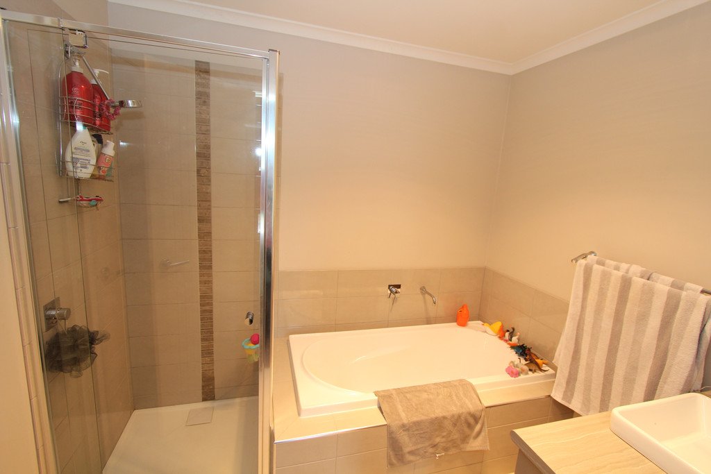 1/604 Havelock Street BLACK HILL 14