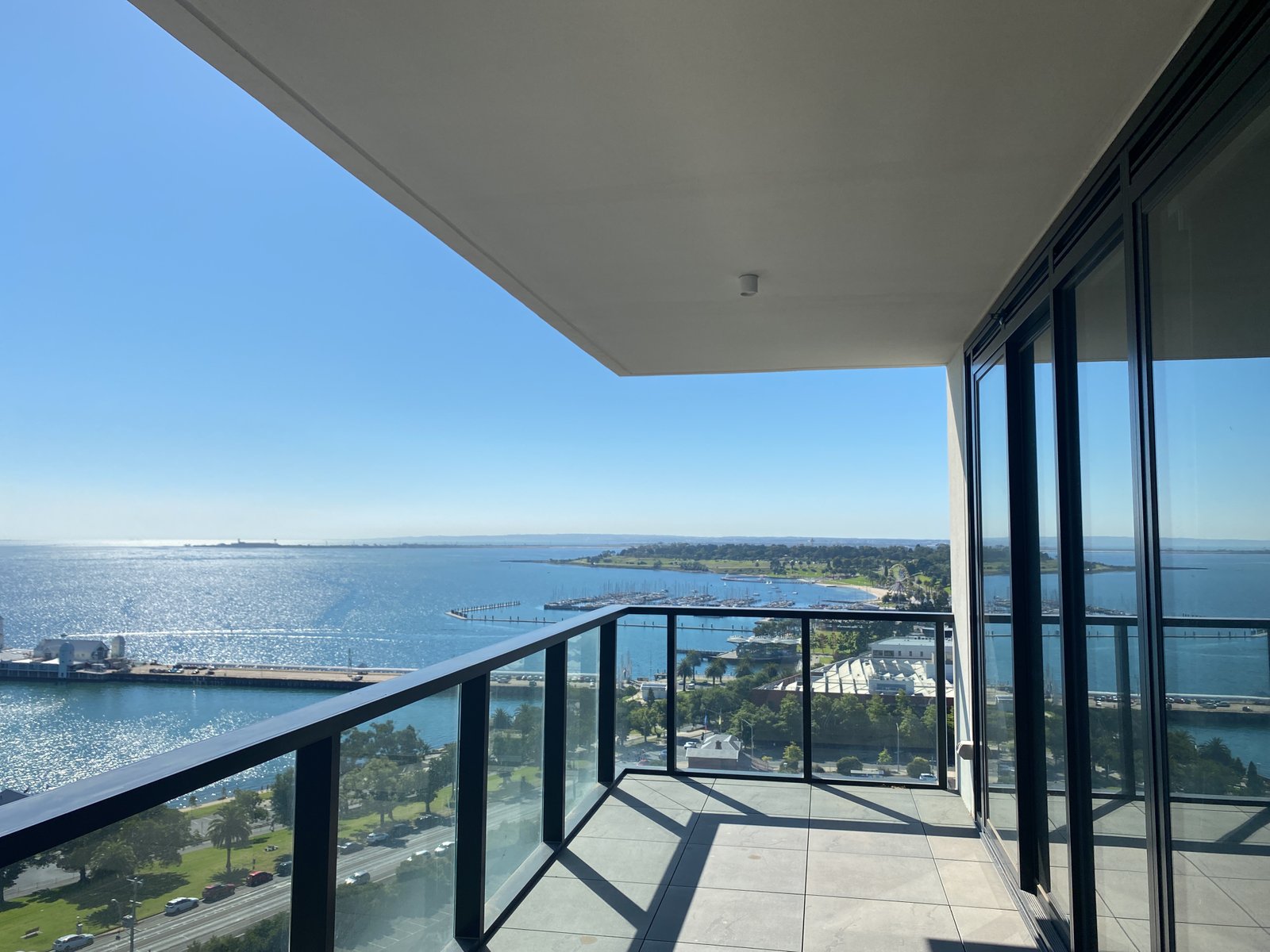 Gallery: 1605/18 Cavendish Street