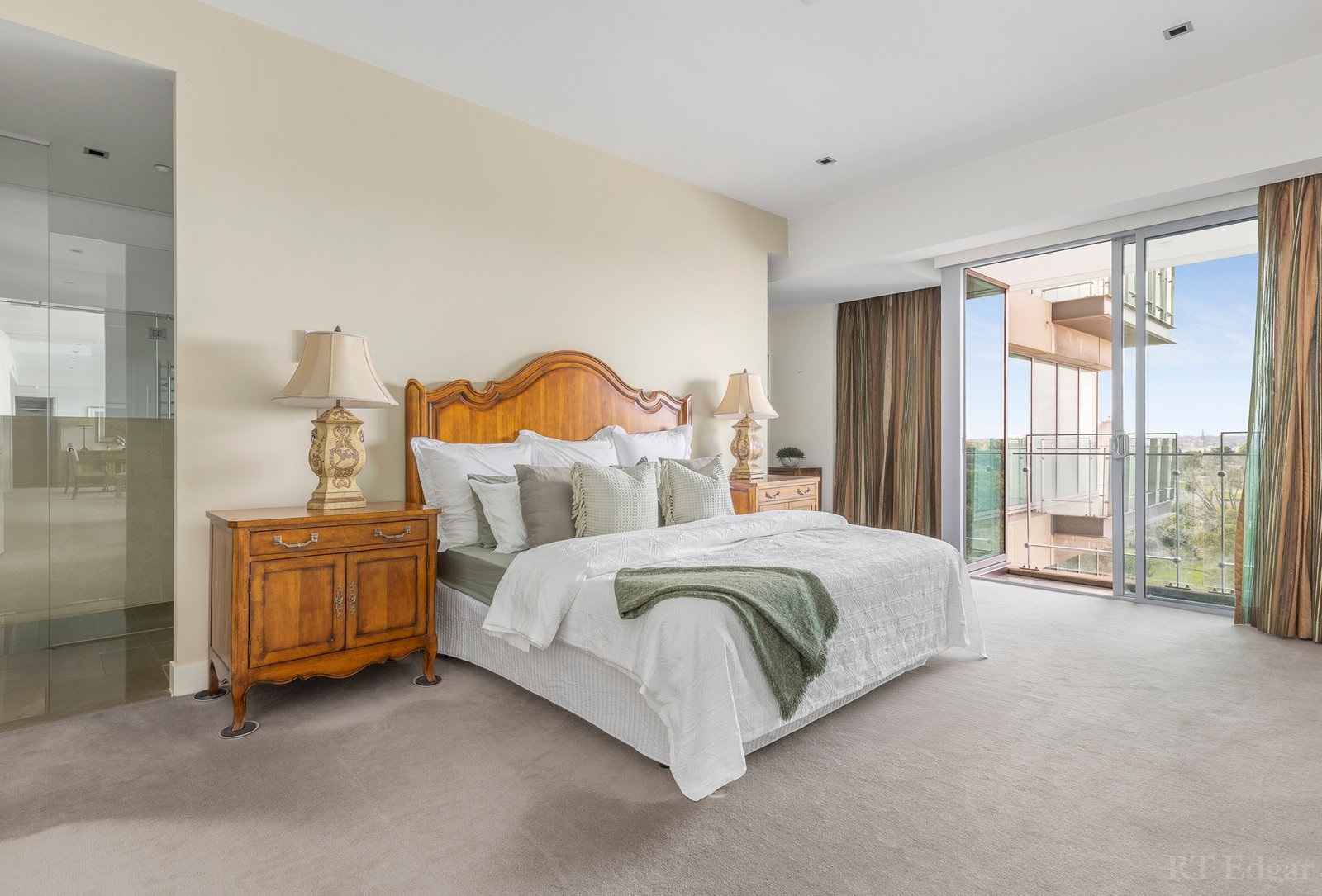 Real Estate and Property in 1606/368 St Kilda Road, Melbourne, VIC