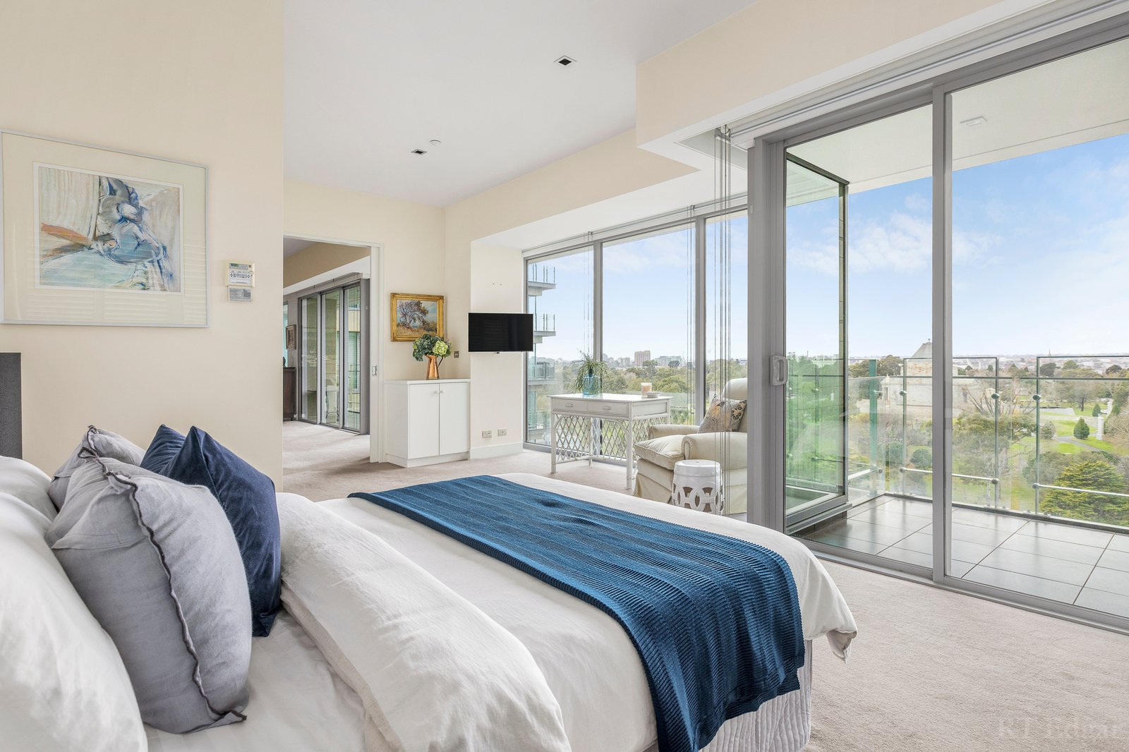 Real Estate and Property in 1606/368 St Kilda Road, Melbourne, VIC