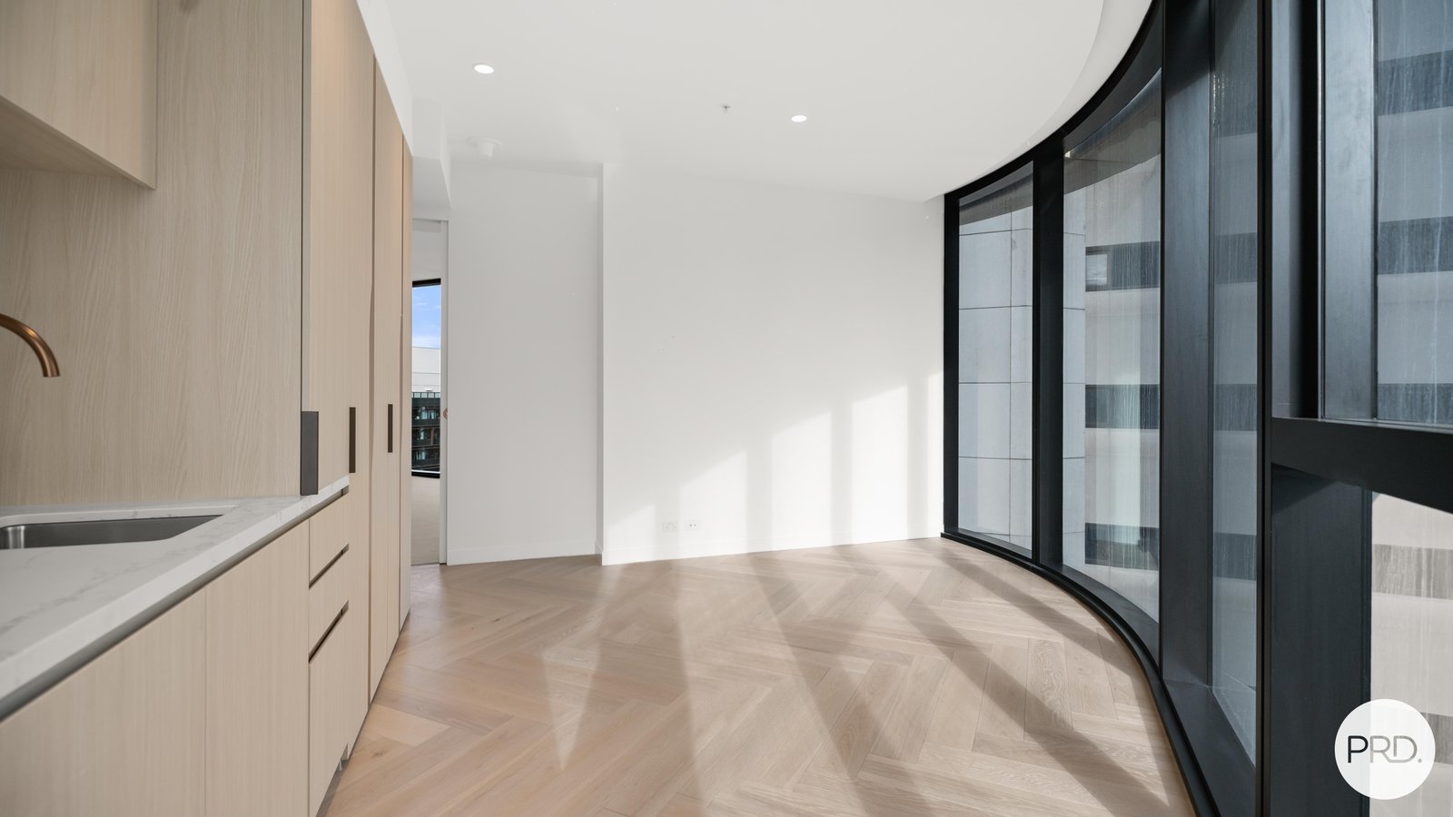 1606/63 La Trobe Street MELBOURNE 2