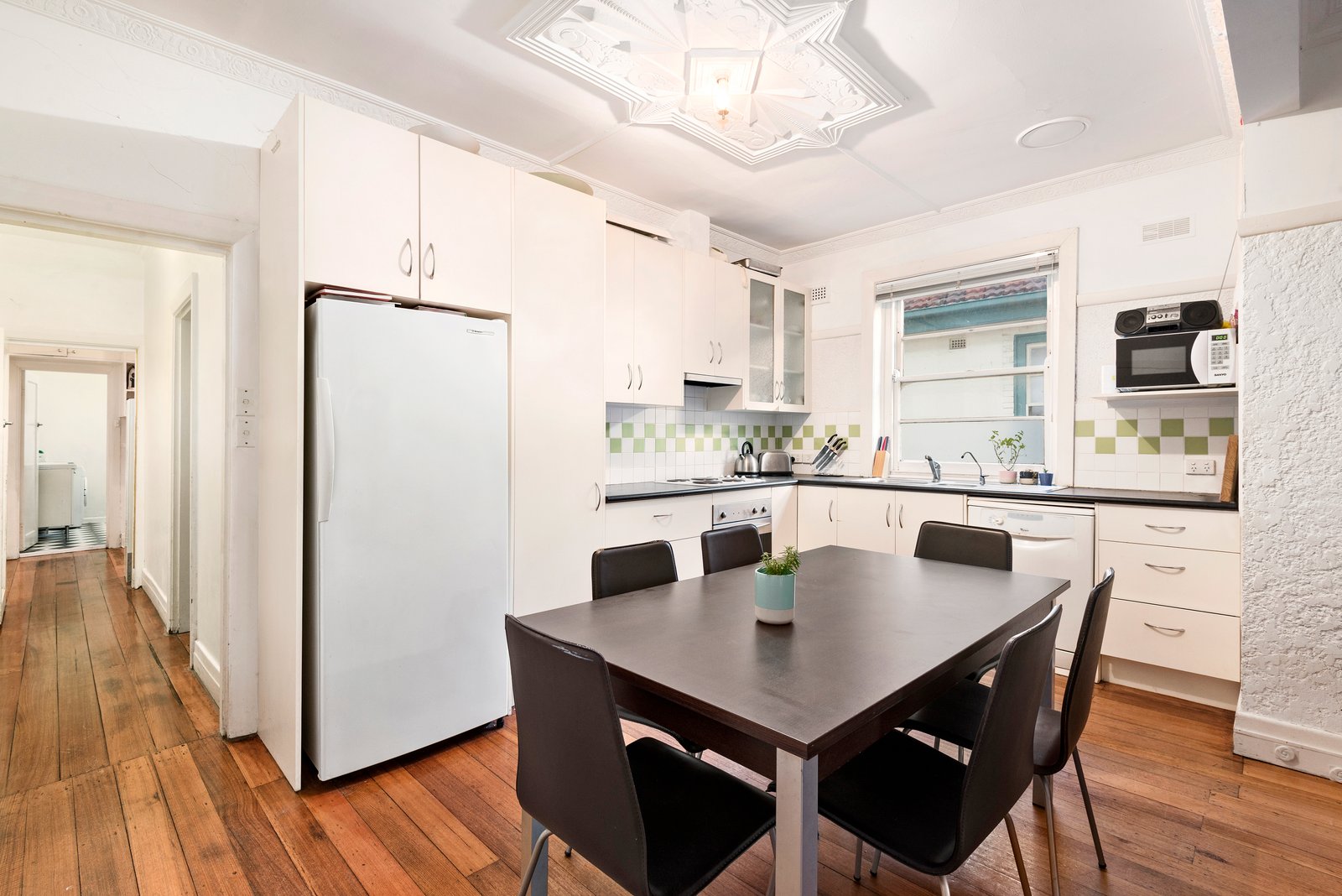 Gallery: 1/60A Westbury Street