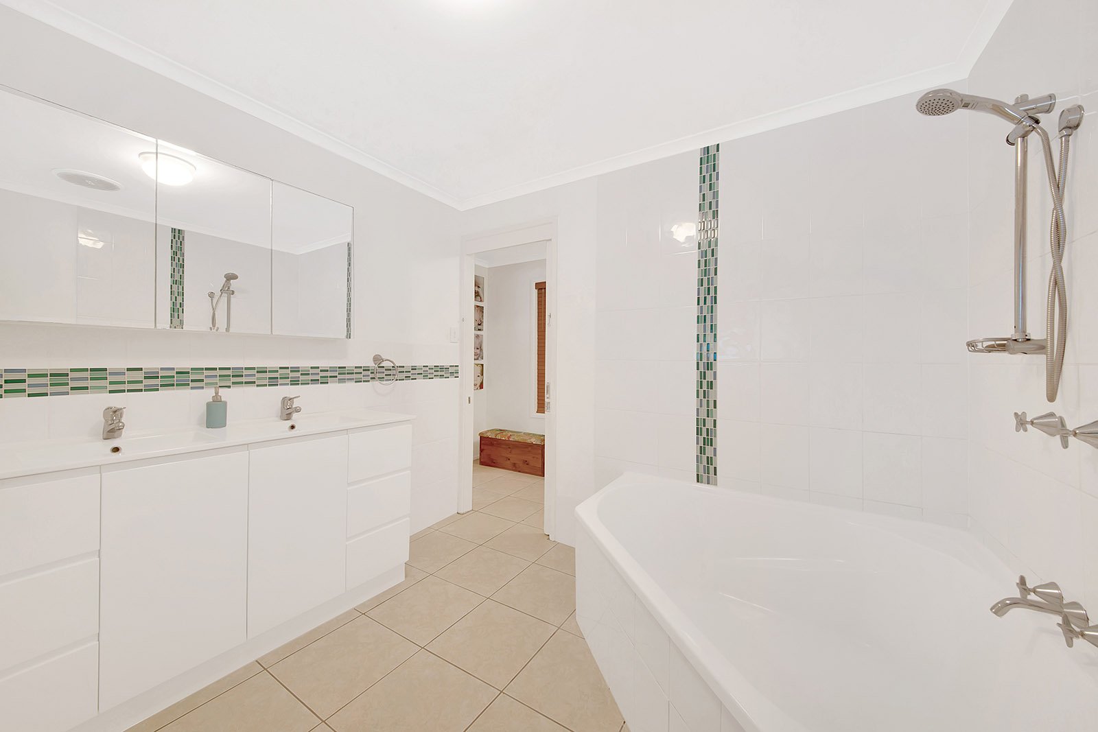 161 Awoonga Dam Road BENARABY 4