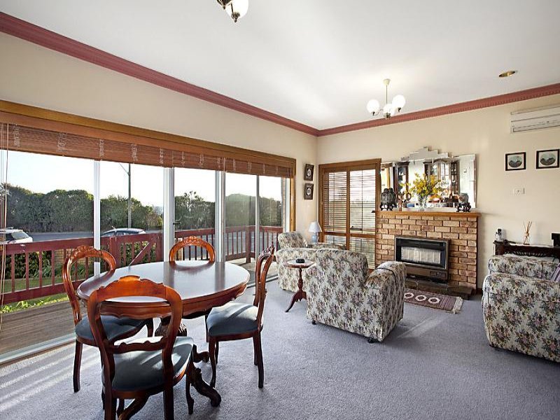 Gallery: 161 Beach Road