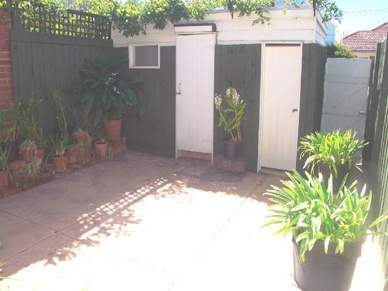 Gallery: 161 Danks Street