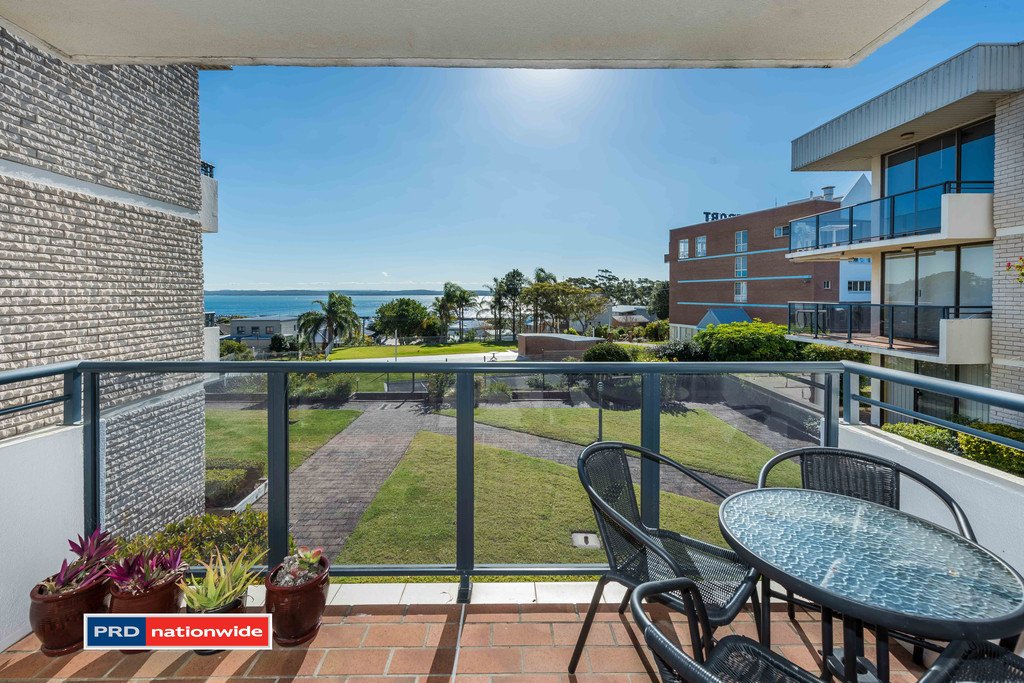 16/1 Donald Street NELSON BAY 2