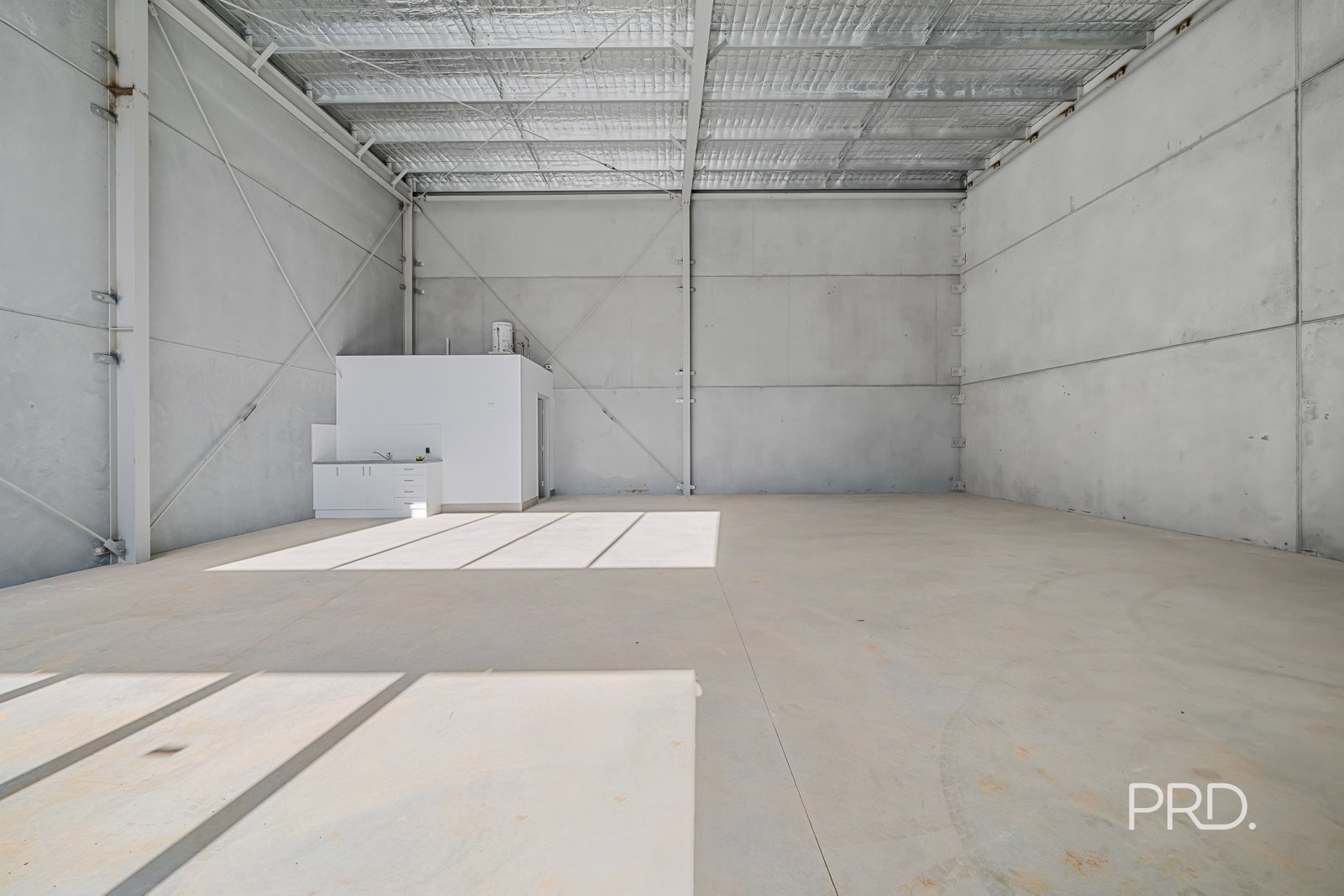 161 Fernleigh Road WAGGA WAGGA 9