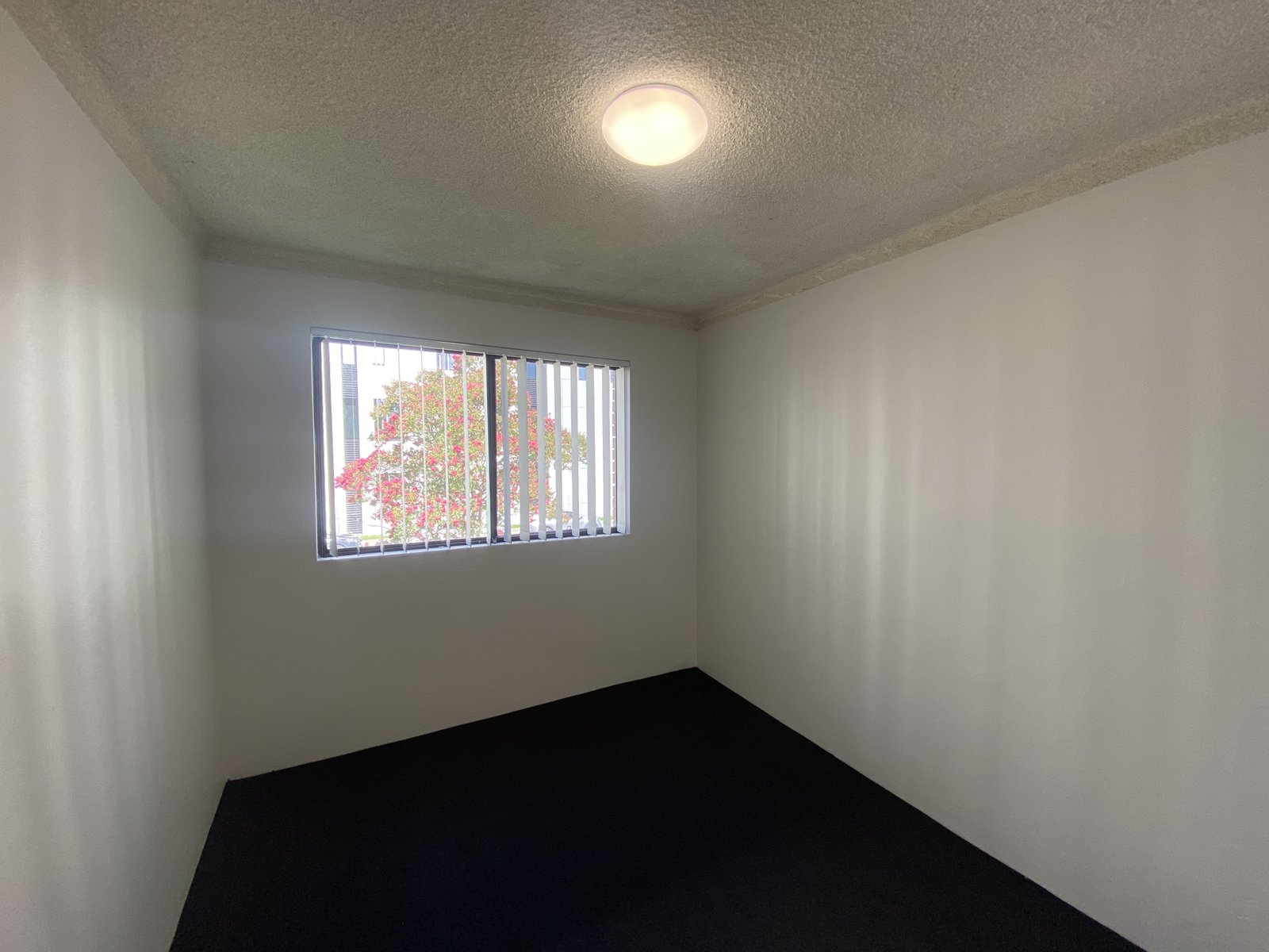 1/61 Goulburn Street LIVERPOOL 5