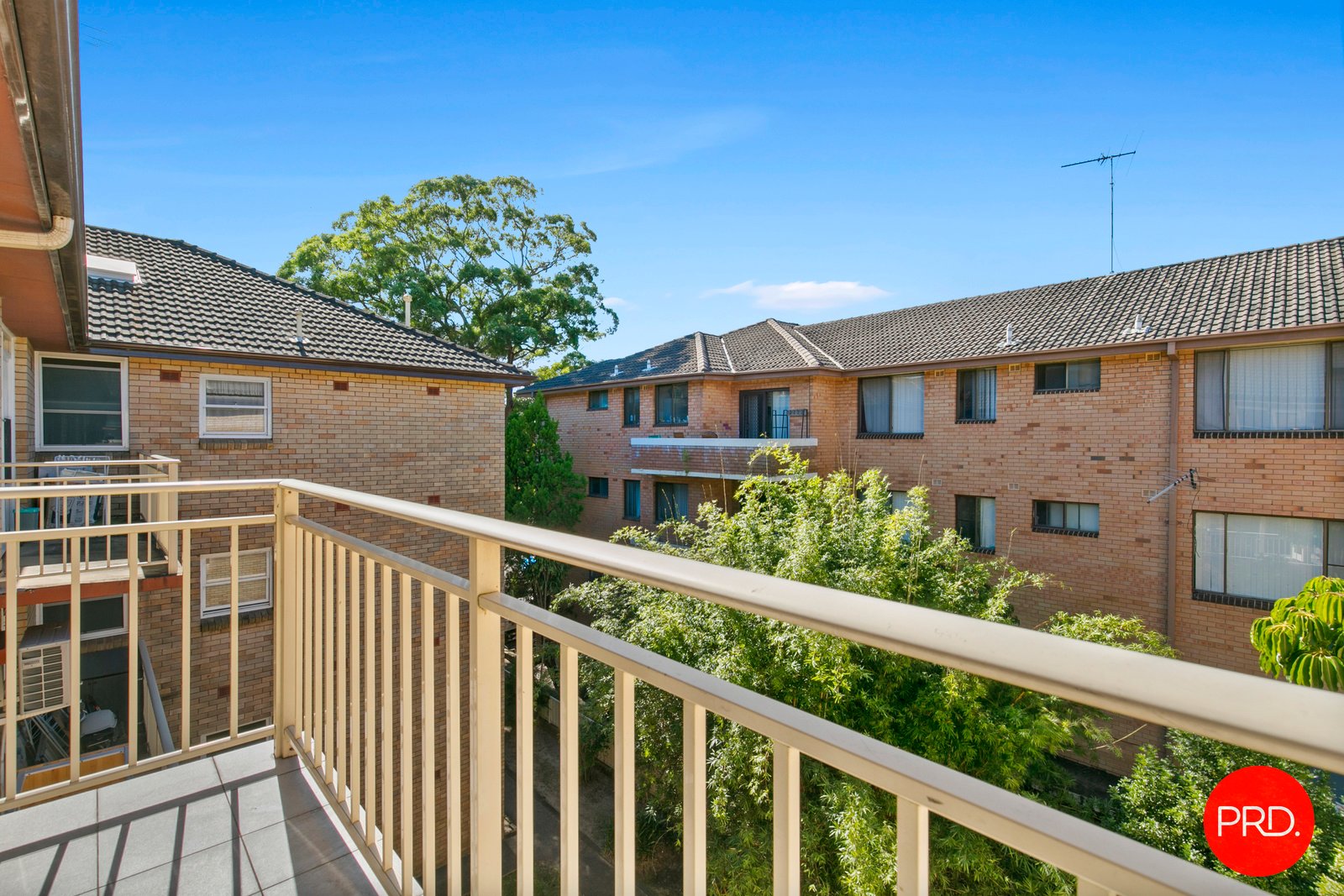 16/1 Green Street KOGARAH 4