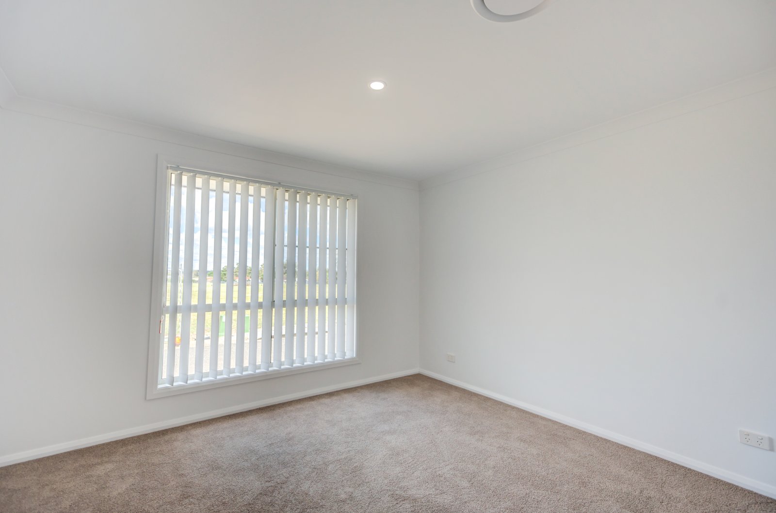 16/1 Gungurru Close TAMWORTH 13
