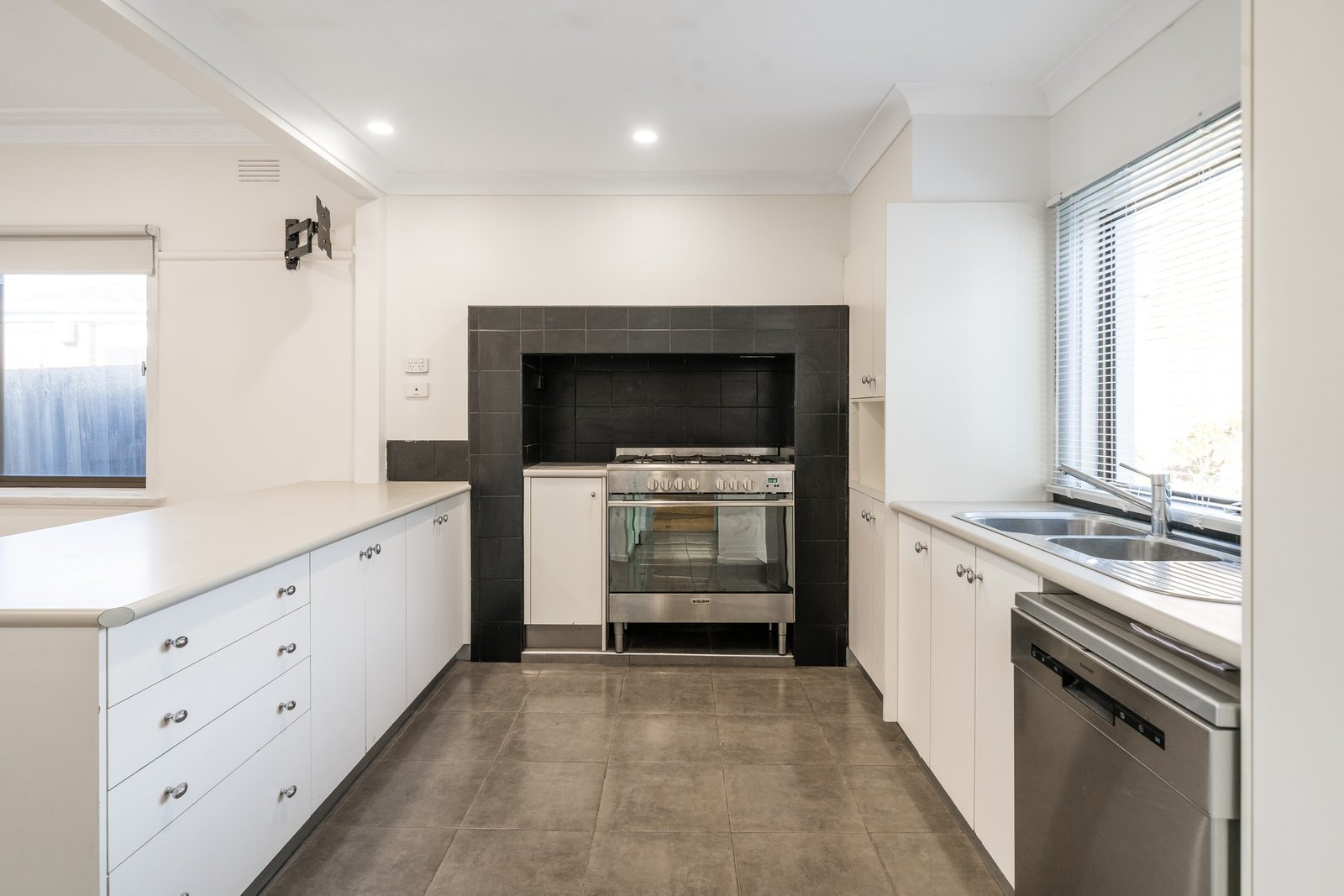 Gallery: 1/61 McClelland Street