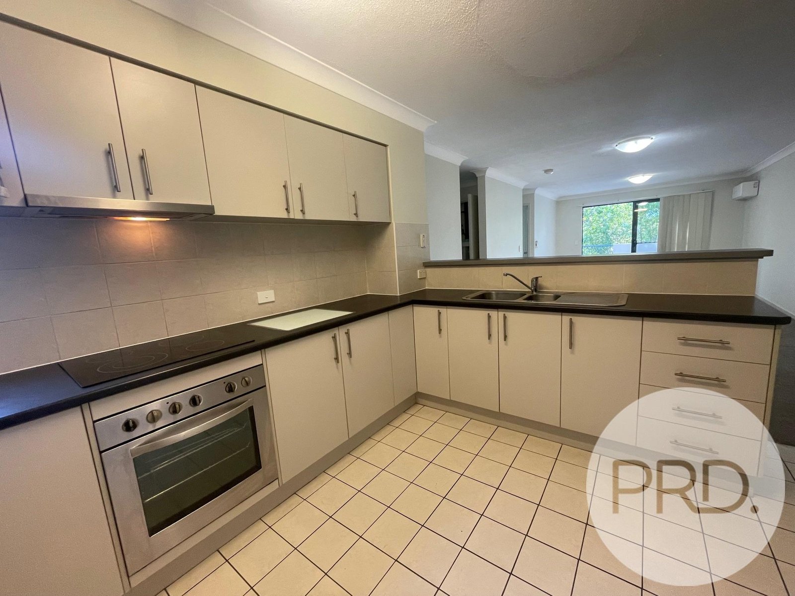 16/1 Short Street CABOOLTURE 5