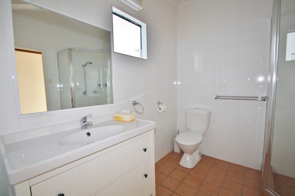 16/10 Bagot Street DJUGUN 9