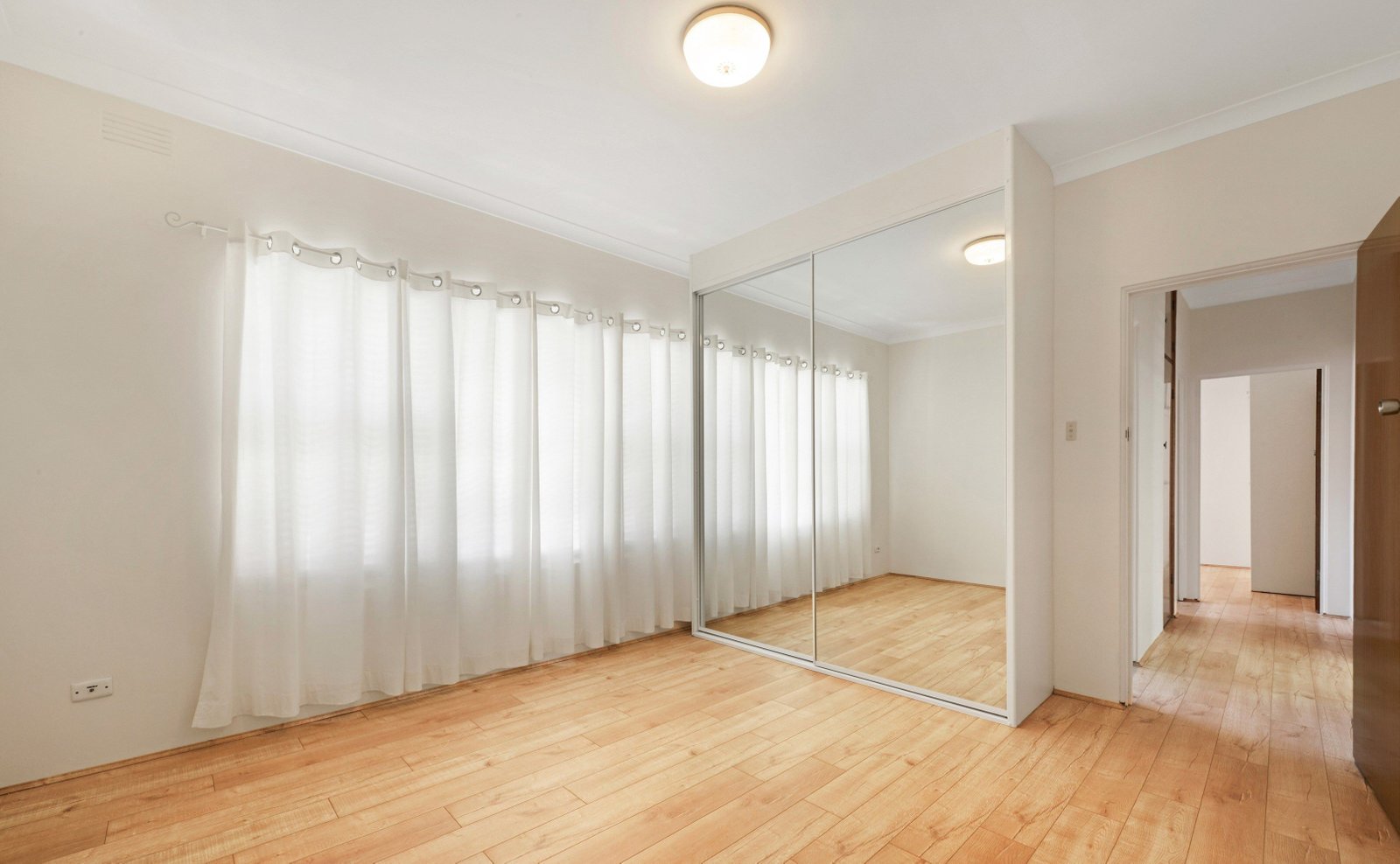 16/111-113 Alfred Street SANS SOUCI 4